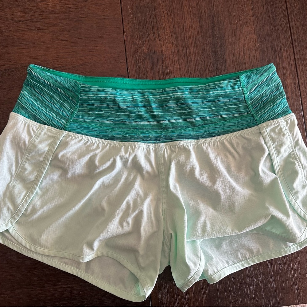 Lululemon shorts size 6